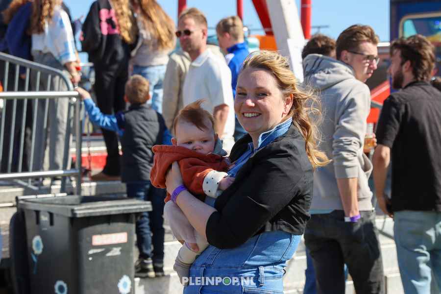 Sfeer Pleinpop Zondag (30)